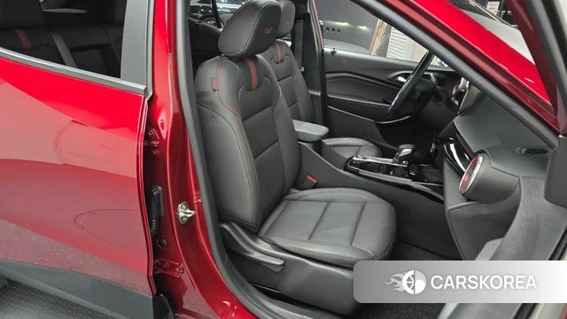 Chevrolet (GM Daewoo) Trax Crossover 2023 Красный из Кореи, фото 3