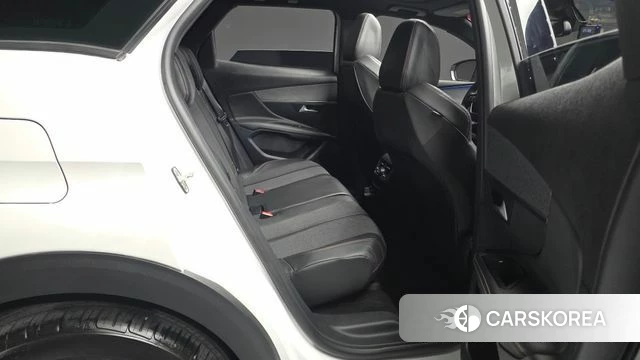 Peugeot 3008 second generation 2018 Белый из Кореи, фото 3