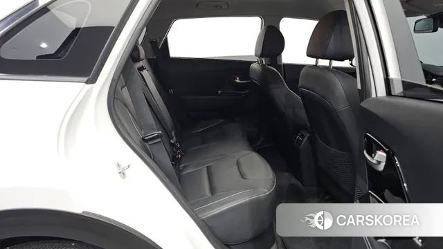 Kia Niro EV 2021 Белый из Кореи, фото 3