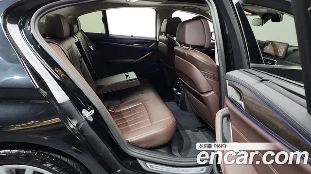 BMW 5 Series (G30) 2023 Черный из Кореи, фото 3