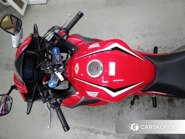 Проданный Honda CBR400R id 4184291 из Японии, фото 2