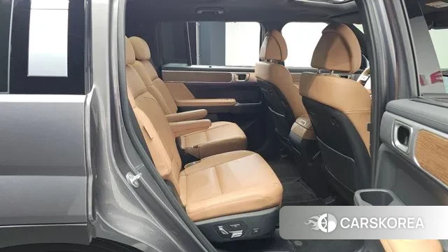 Hyundai Santa Fe (MX5) 2023 Серый из Кореи, фото 3