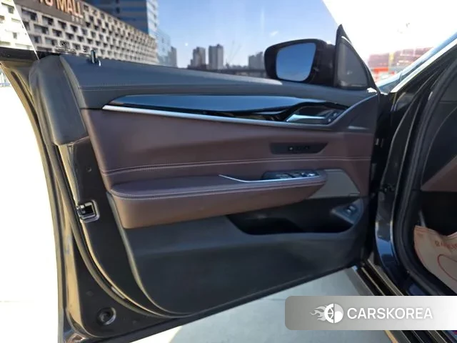 BMW 6 Series GT (G32) 2022 Серый из Кореи, фото 3