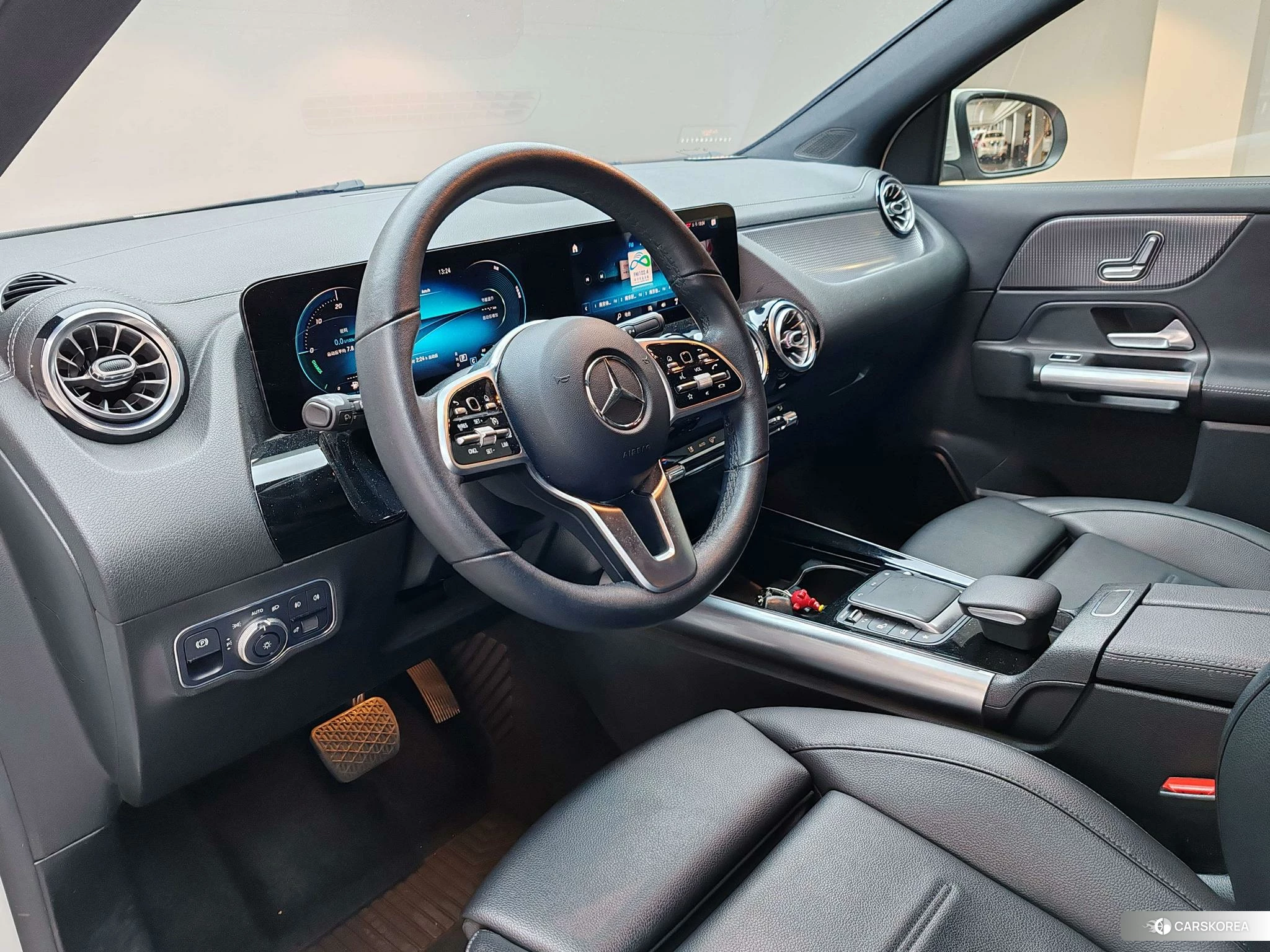 Mercedes-Benz GLA 2020 Белый из Китая, фото 3