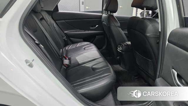 Hyundai Avante (CN7) 2022 Белый из Кореи, фото 3