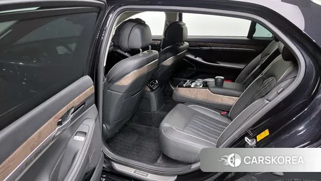 Genesis G90 2019 Черный из Кореи, фото 3