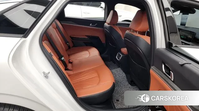 Kia The New K5 Hybrid 3rd generation 2025 Белый из Кореи, фото 3