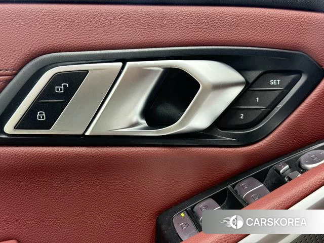 BMW 3 series 2023 Белый из Китая, фото 3