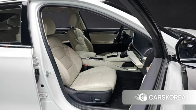 Hyundai The New Grandeur IG Hybrid 2022 Белый из Кореи, фото 3