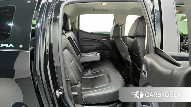 Chevrolet (GM Daewoo) Real New Colorado 2021 Черный из Кореи, фото 3