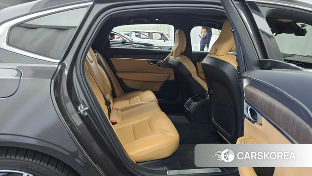 Volvo S90 2022 Серый из Кореи, фото 3