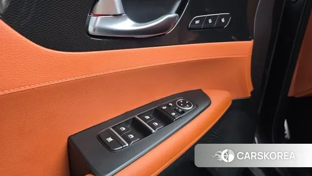 Kia The New K3 2nd generation 2023 Серый из Кореи, фото 3