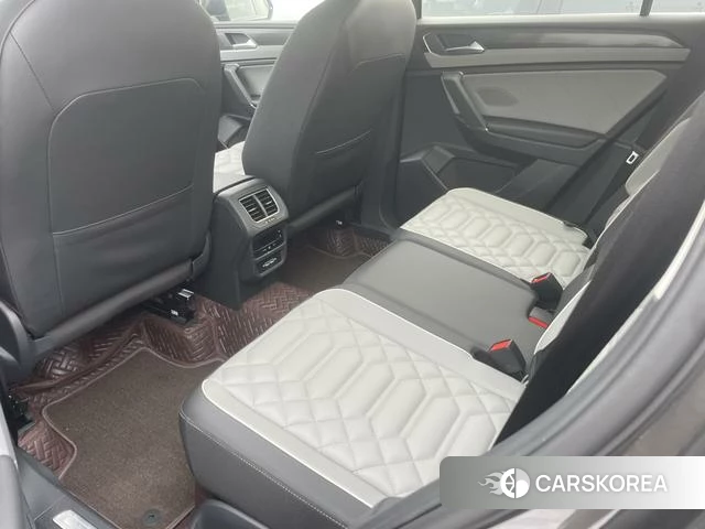 Volkswagen Tanyue 2023 Черный из Китая, фото 3