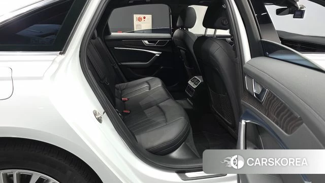 Audi A6 (C8) 2020 Белый из Кореи, фото 3