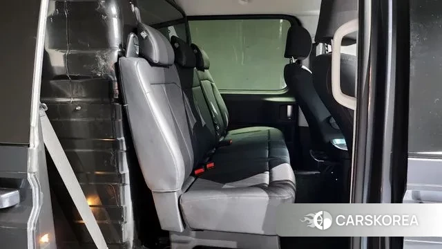 Hyundai Staria 2023 Серый из Кореи, фото 3