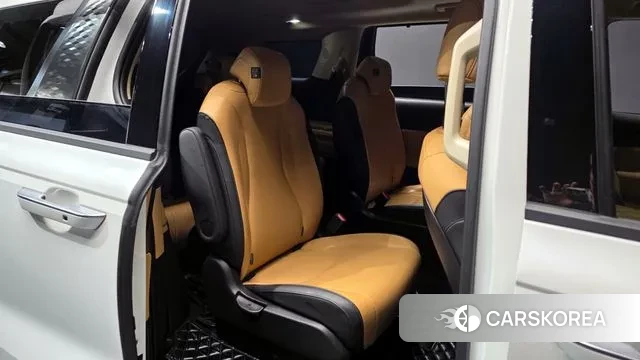 Kia Carnival 4th generation 2023 Белый из Кореи, фото 3