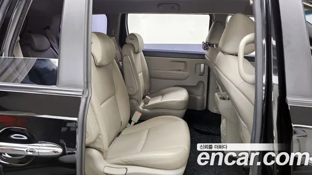Kia The New Carnival 2018 Черный из Кореи, фото 3