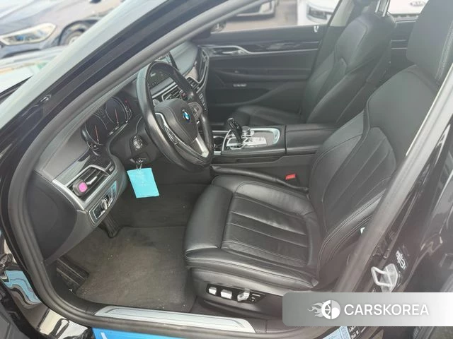 BMW 7 Series (G11) 2018 Черный из Кореи, фото 3