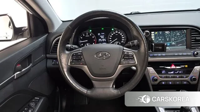 Hyundai Avante AD 2018 Белый из Кореи, фото 3