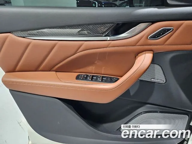 Maserati Levante 2023 Белый из Кореи, фото 3