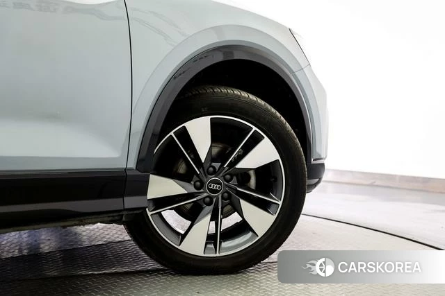 Audi Q2L 2021 Белый из Китая, фото 3