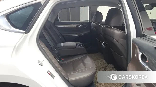 Hyundai Grandeur IG 2019 Белый из Кореи, фото 3