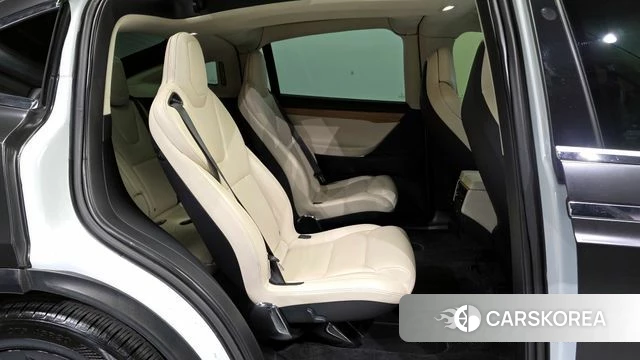 Tesla Model X 2019 Черный из Кореи, фото 3