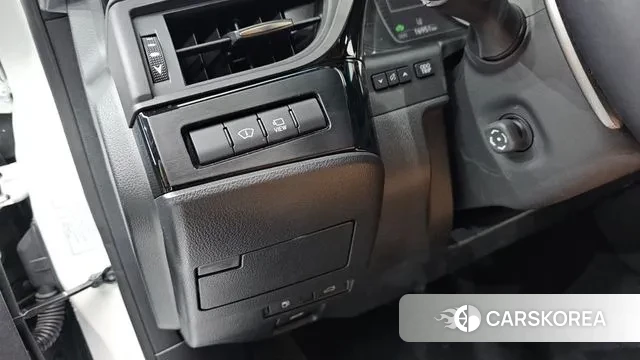 Lexus ES300h 7th generation 2024 Белый из Кореи, фото 3