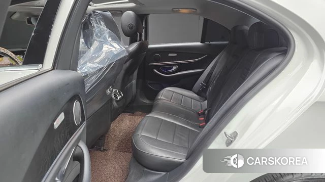 Mercedes-Benz E-Class W213 2018 Белый из Кореи, фото 3