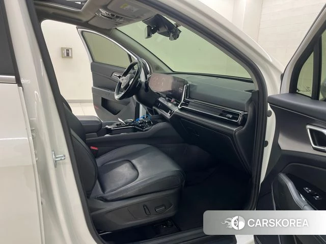 Kia Sportage 5th Generation 2022 Белый из Кореи, фото 3