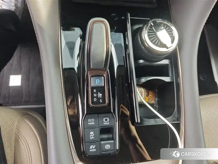 Toyota Alphard 2024 Белый из Китая, фото 3