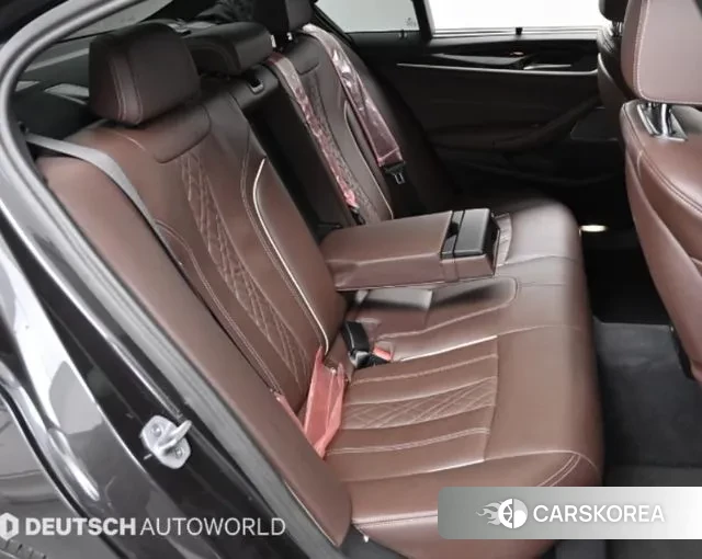 BMW 5 Series (G30) 2023 Серый из Кореи, фото 3