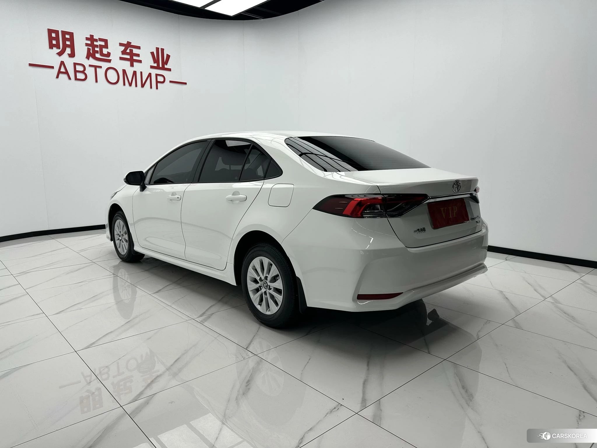 Toyota Corolla 2021 Белый из Китая, фото 3