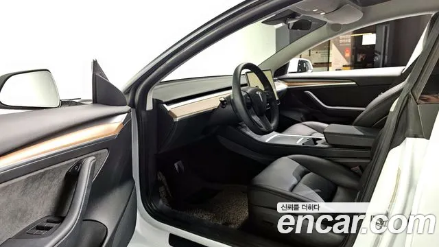 Tesla Model 3 2022 Белый из Кореи, фото 3