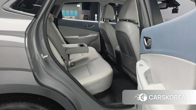 Hyundai Kona Electric 2018 Серебристо-серый из Кореи, фото 3