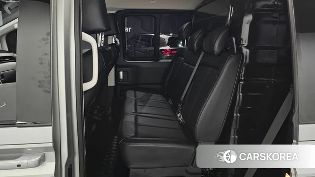 Hyundai Staria 2022 Серебристо-серый из Кореи, фото 3