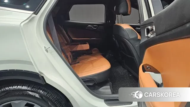 Kia Sportage 5th Generation 2022 Белый из Кореи, фото 3