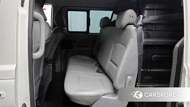 Hyundai The New Grand Starex 2019 Белый из Кореи, фото 3