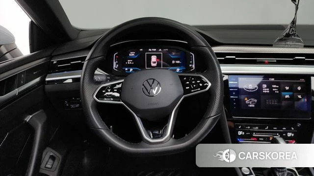 Volkswagen Arteon 2022 Серебристо-серый из Кореи, фото 3