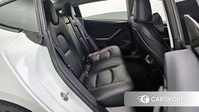 Tesla Model 3 2021 Белый из Кореи, фото 3