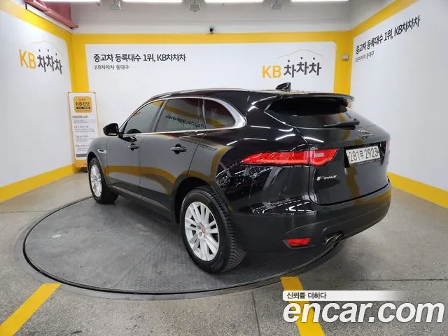 Jaguar F-PACE 2019 Черный из Кореи, фото 3