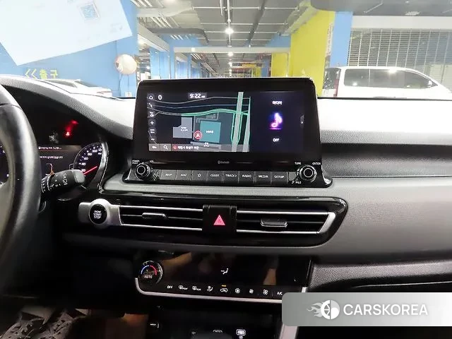 Kia Seltos 2022 Белый из Кореи, фото 3