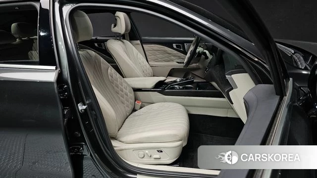 Kia K8 2023 Серый из Кореи, фото 3