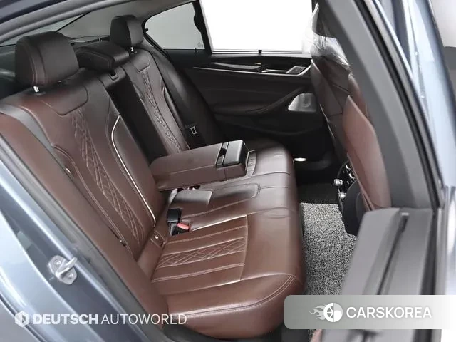 BMW 5 Series (G30) 2018 Серый из Кореи, фото 3