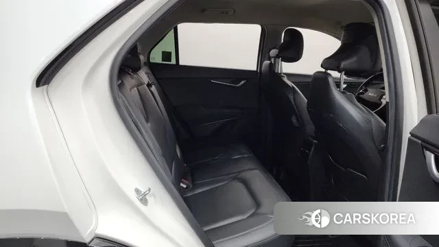 Kia Di Ol Nu Niro 2022 Белый из Кореи, фото 3