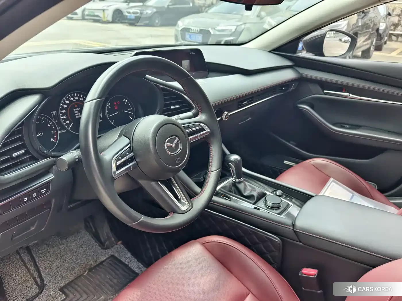 Mazda 3 2023 Silver/gray из Китая, фото 3