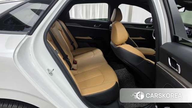 Kia K5 3rd generation 2021 Белый из Кореи, фото 3