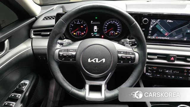 Kia K5 3rd generation 2023 Черный из Кореи, фото 3