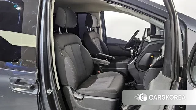 Hyundai Staria 2021 Серый из Кореи, фото 3