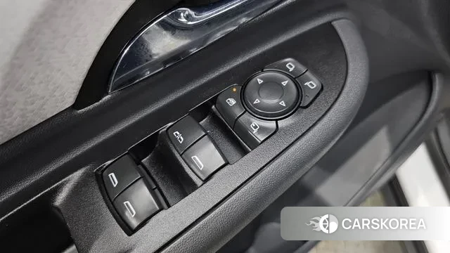 Chevrolet (GM Daewoo) Bolt EV 2019 Белый из Кореи, фото 3